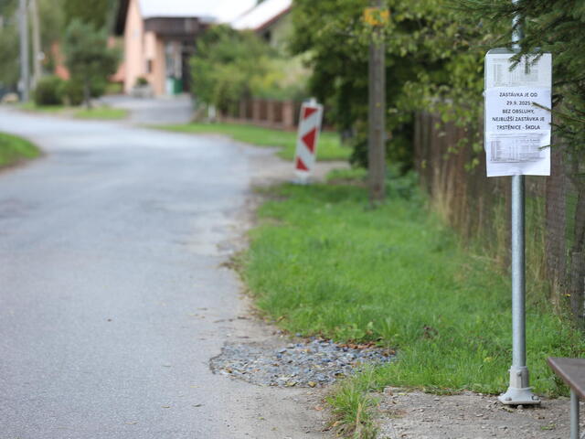 Začíná rekonstrukce silnic v Trstěnici