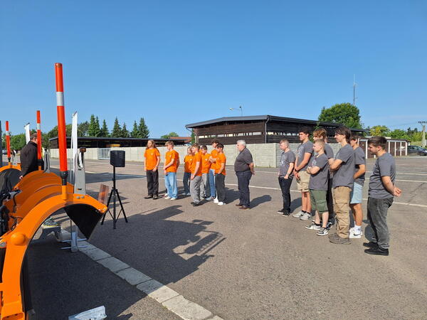 Pardubický kraj přebral další dvě Tatry z projektu Auto do škol