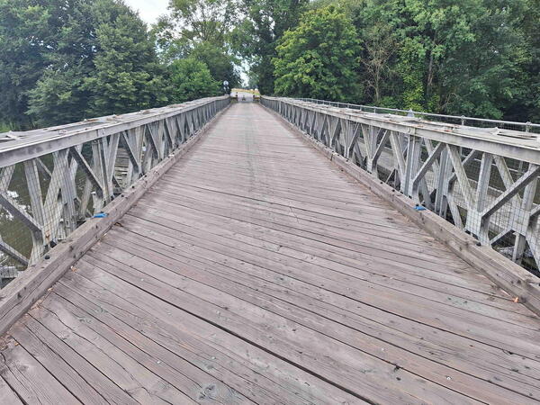 Bailey bridge v Kuněticích je chráněný. Silničáři hledají cestu, jak ho opravit