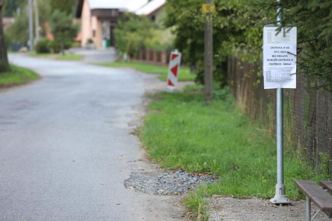 Začíná rekonstrukce silnic v Trstěnici