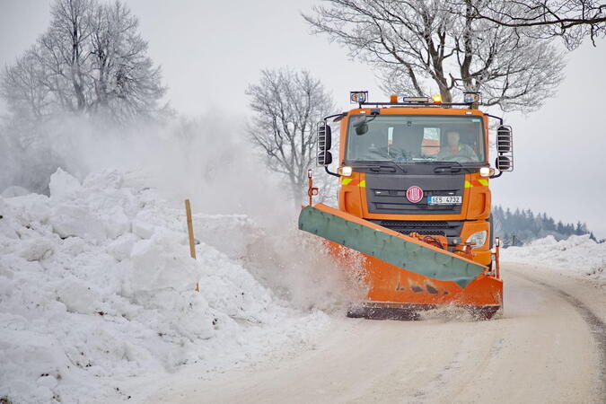 Letošní zima je pro silničáře zatím náročnější než v minulých letech