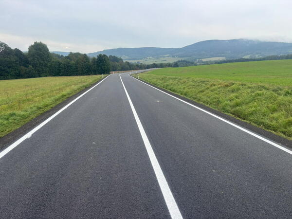 Silnice II/312 v Červeném Potoce se otevřela řidičům, modernizace skončila