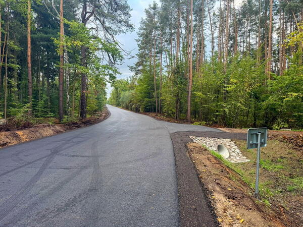 Modernizace silnice II/323 pokračuje. Práce míří do Rohovládovy Bělé