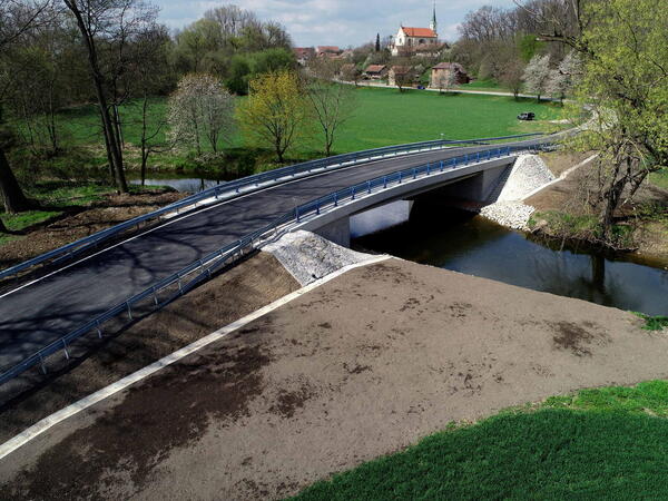 Rekonstrukce silničního mostu ev. č. 355-012 Dvakačovice